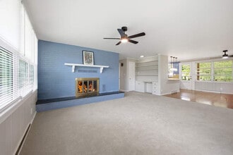 Building Photo - 17 Summer Path Ln