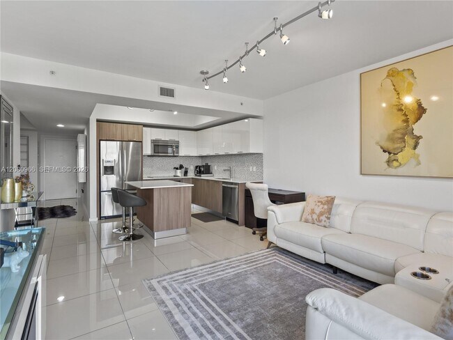 Building Photo - 5252 NW 85th Ave