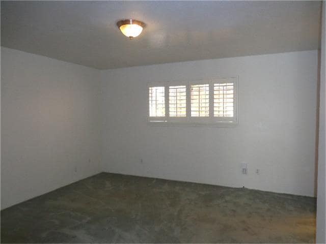 Building Photo - 2219 Nantucket Dr