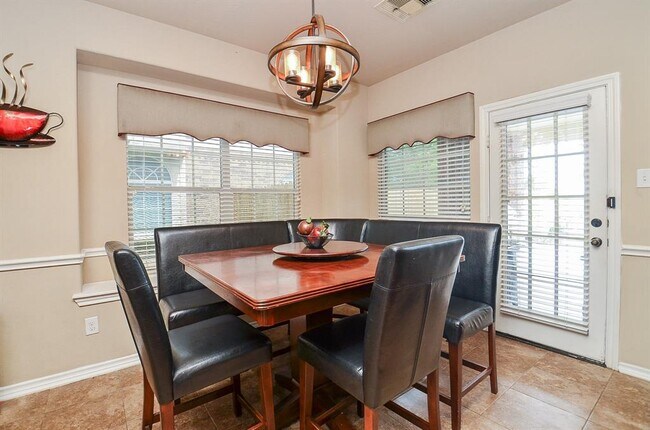 Building Photo - 25419 Richton Falls Dr