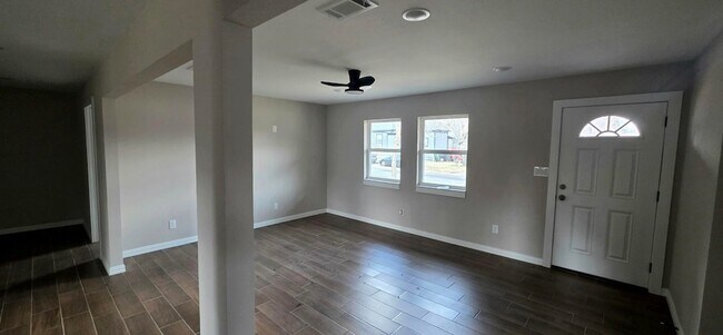 Building Photo - 4017 Pickett St