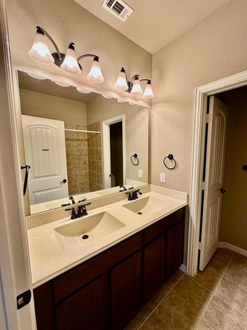 Building Photo - 2717 Calmwood Dr