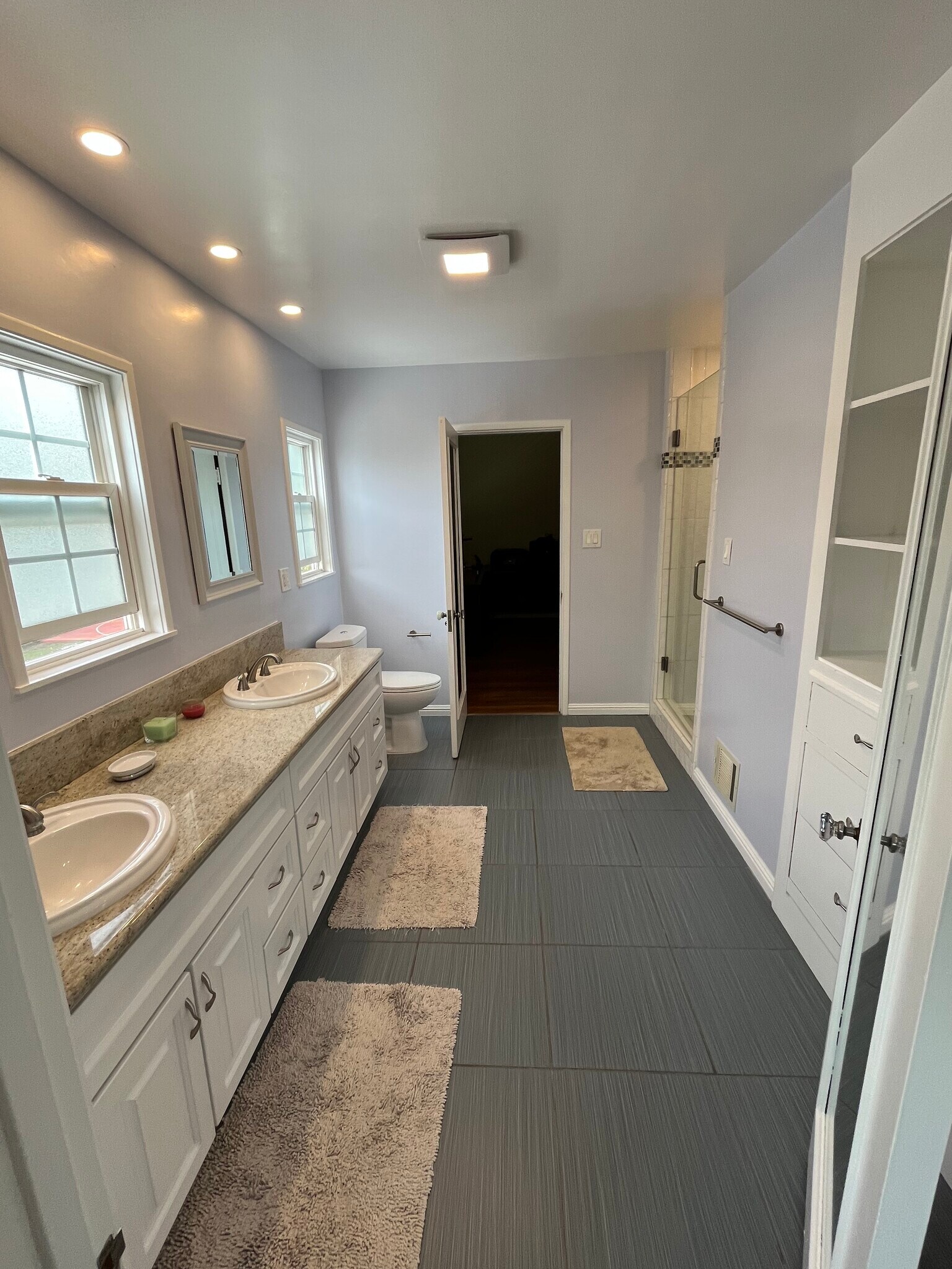 Bathroom - 737 S Tremaine Ave