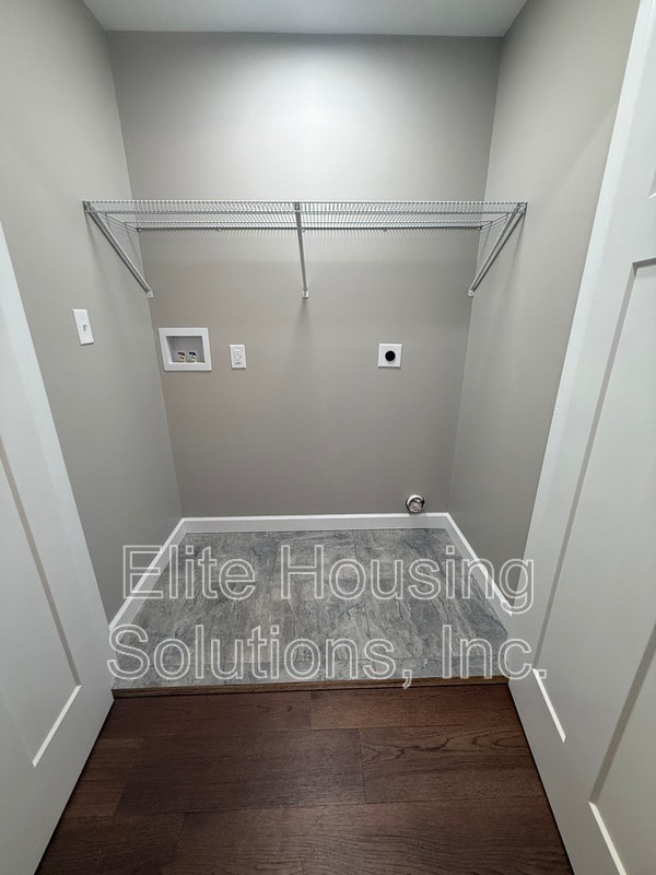 Building Photo - 445 S 14th St