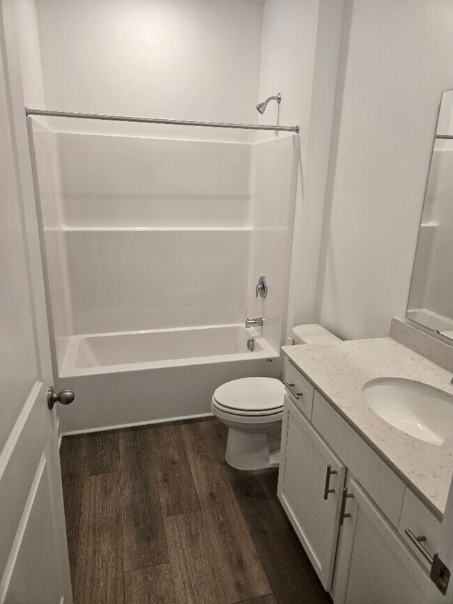 Building Photo - New Construction - Move in ready ranch home