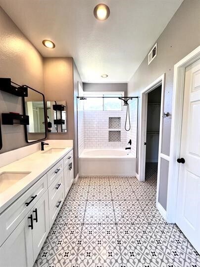 Building Photo - 45354 Tesiben Ct