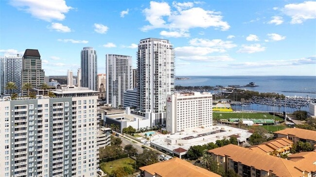 Building Photo - 301 1st St S