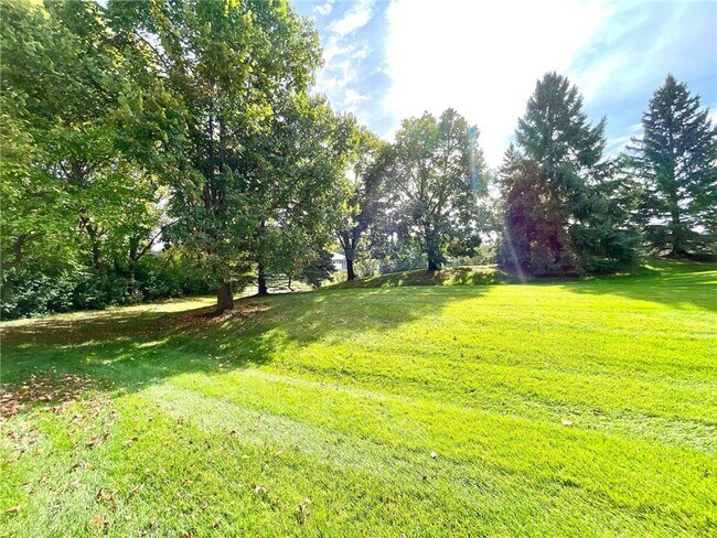 Building Photo - 7414 Bolton Way