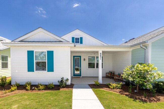 Primary Photo - 8651 Sand dollar Dr