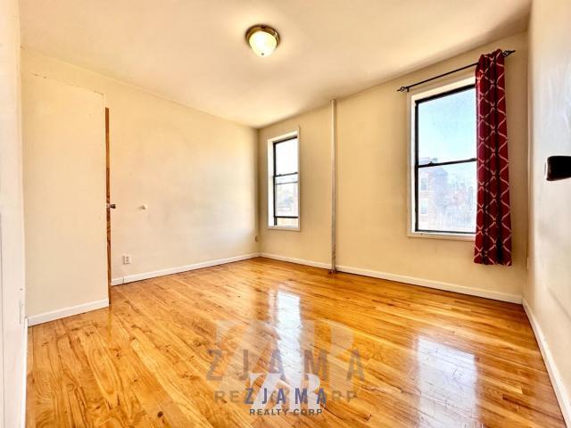 Building Photo - 3 bedroom in Brooklyn NY 11213