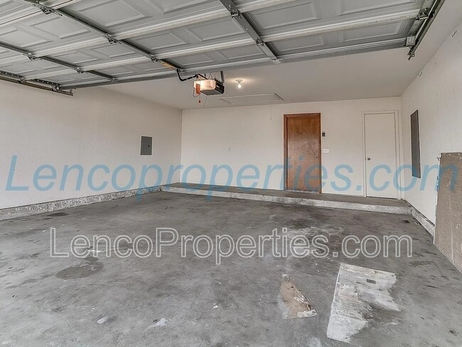 Building Photo - 1716 Briarcreek