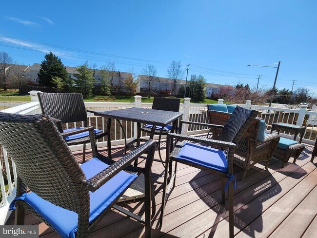 Building Photo - 6254 Summit Point Ct