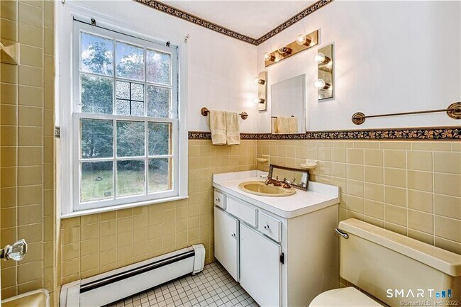 Building Photo - 61 Villa Ave