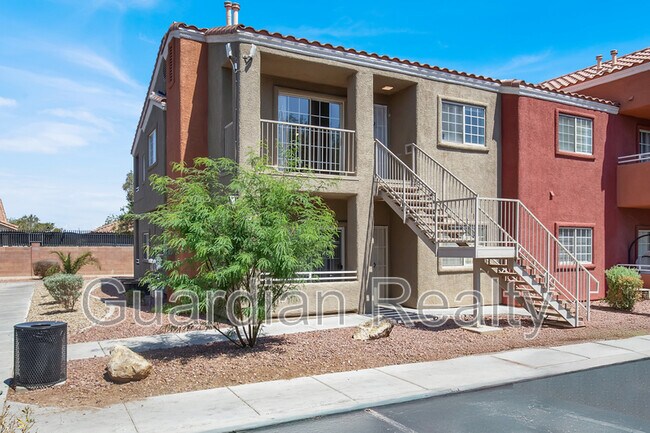 Building Photo - 4730 E Craig Rd