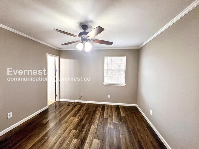 Building Photo - 89 Pheasant Run Dr