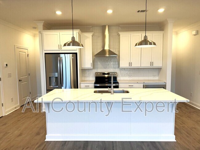 Building Photo - 522 Sawnee Vlg Blvd