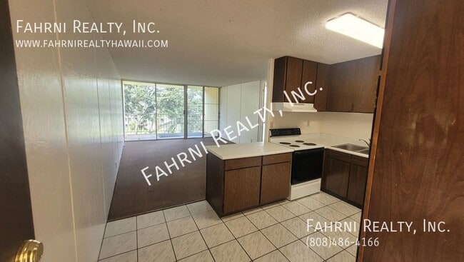 Building Photo - 95-2040 Waikalani Place E-503-