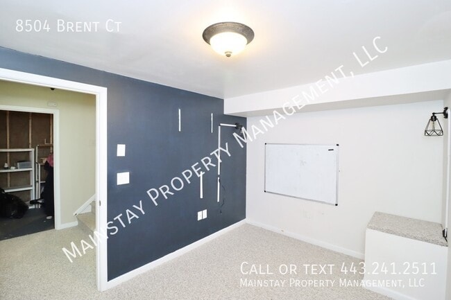 Building Photo - 8504 Brent Ct