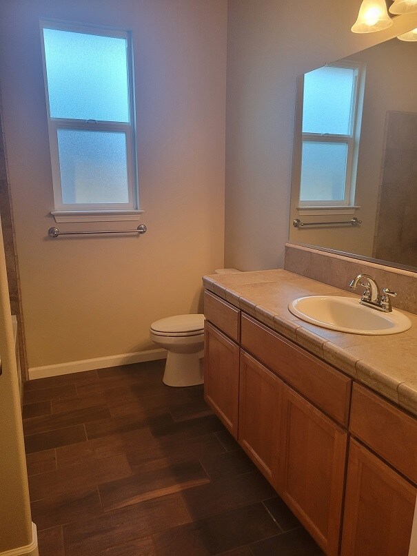 Building Photo - 227 Gooselake Cir
