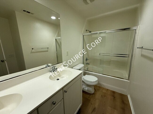 Building Photo - 6312 Atlas Way