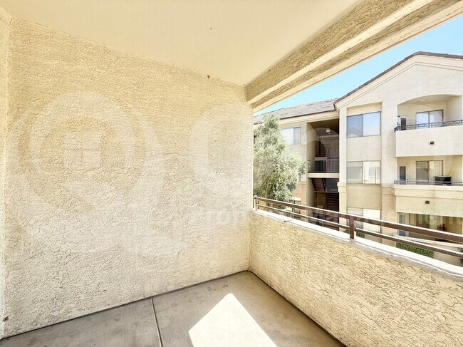 Building Photo - 18416 N Cave Creek Rd