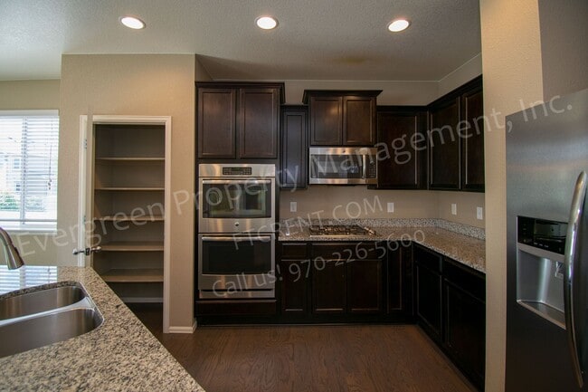 Building Photo - Absolutely Gorgeous 4-Bed Single Family Home in Copper Ridge!