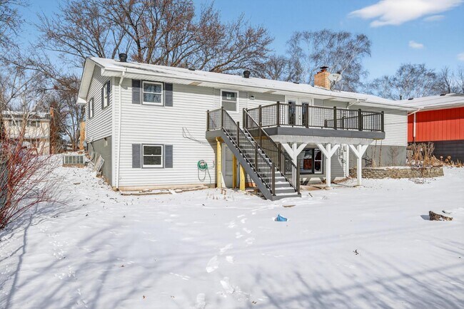 Building Photo - 8941 48th Ave N
