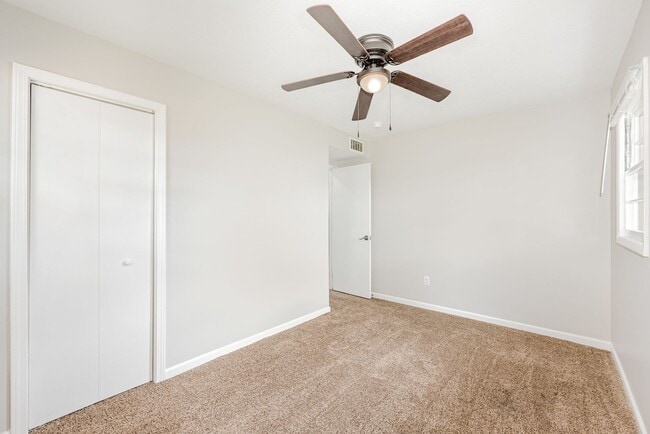 Building Photo - Stunning 3 Bed 1 Bath Ranch Home