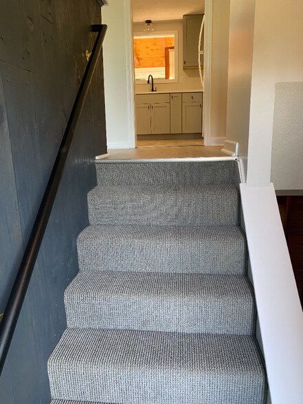 Building Photo - 20 Dundee Dr