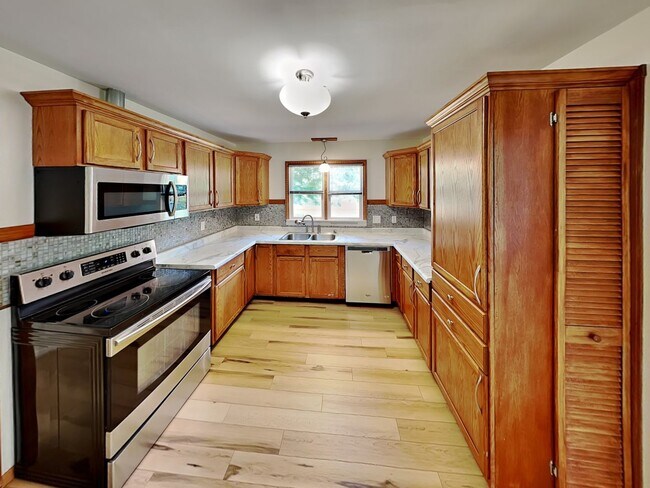 Building Photo - WEST LAFAYETTE SCHOOLS