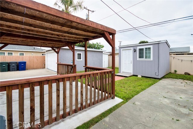 Building Photo - 6052 Marshall Ave