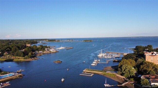 Building Photo - 123 Mamaroneck Ave