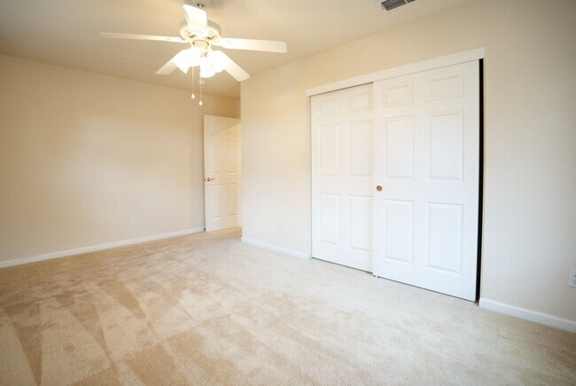 Building Photo - Charming Three Bedroom Napa Home Close to Queen of the Valley Medical Center