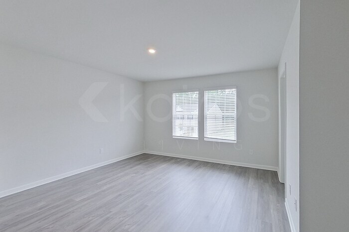 Building Photo - 331 Ironwood Ct