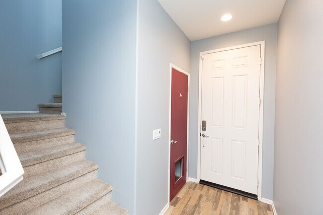 Building Photo - 4 Bed, 3 Bath - Fallbrook Single Family Home