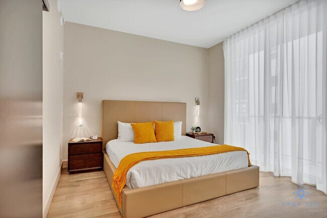 Building Photo - 777 N Ocean Dr