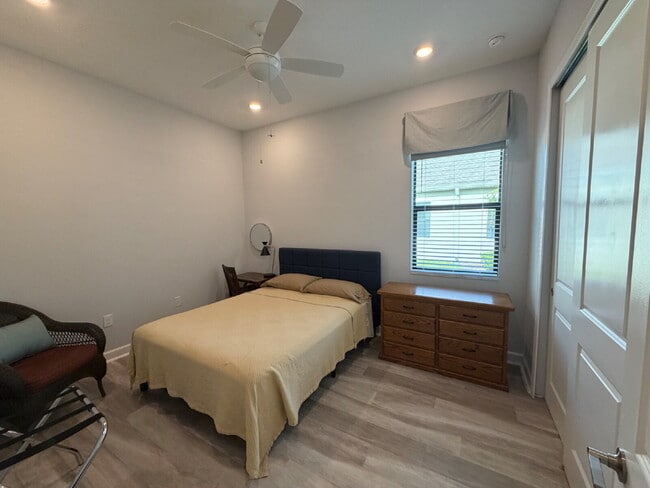 Building Photo - Gated 55+ community with lots of HOA amenities!