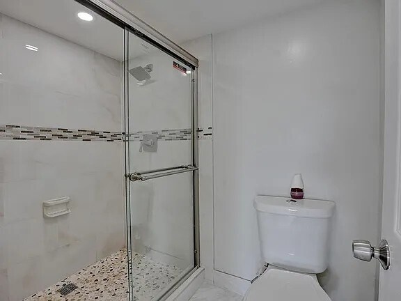 Building Photo - 1512 Whitehall Dr