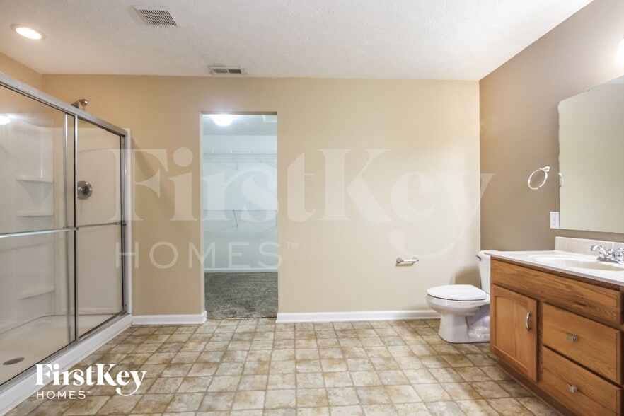 Building Photo - 2243 Tanya Dr