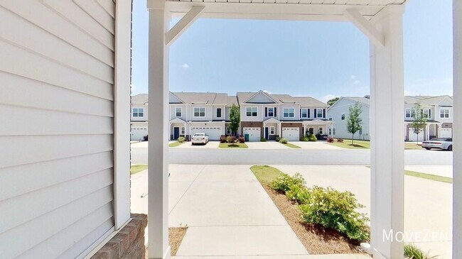 Building Photo - 327 Hollenbeck Pl