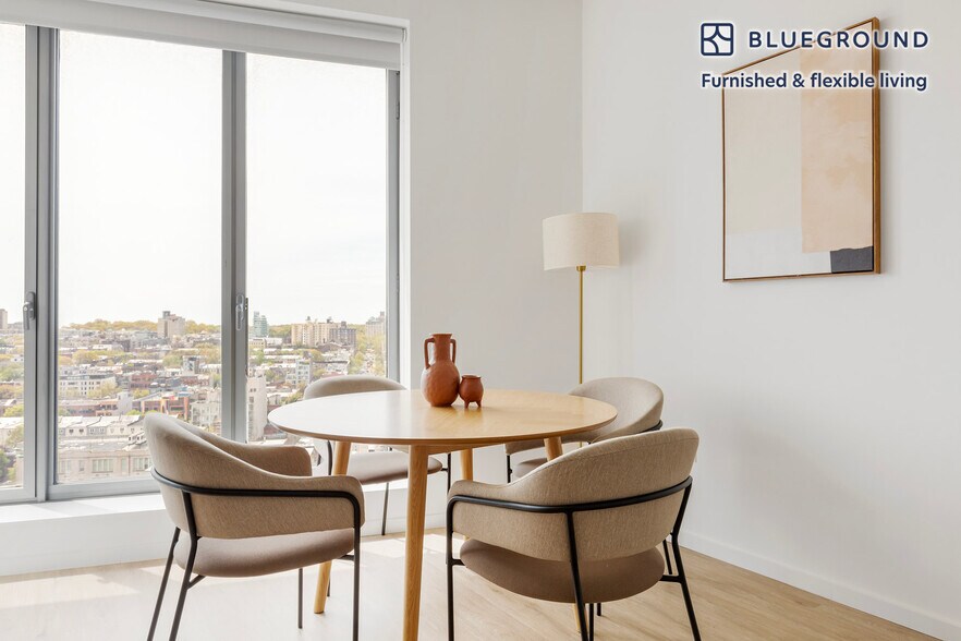 Building Photo - 545 Vanderbilt Ave