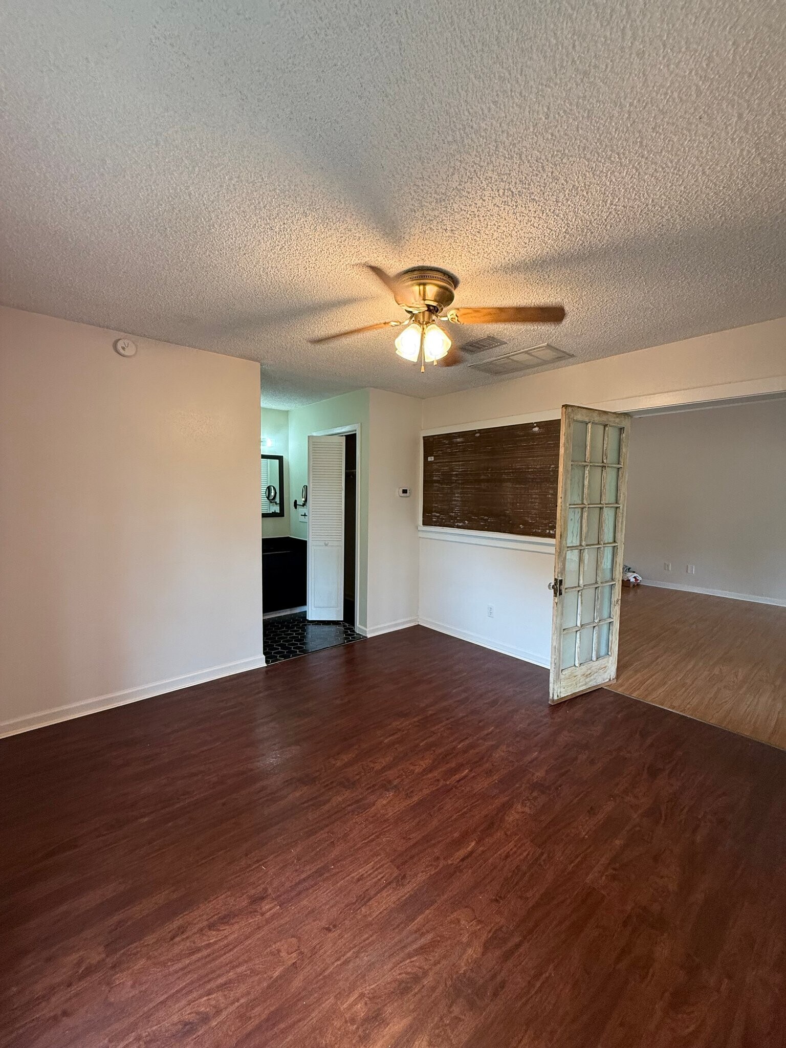 Building Photo - 20 Wildwood Cir