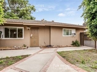 Building Photo - 1837 Mayflower Ave