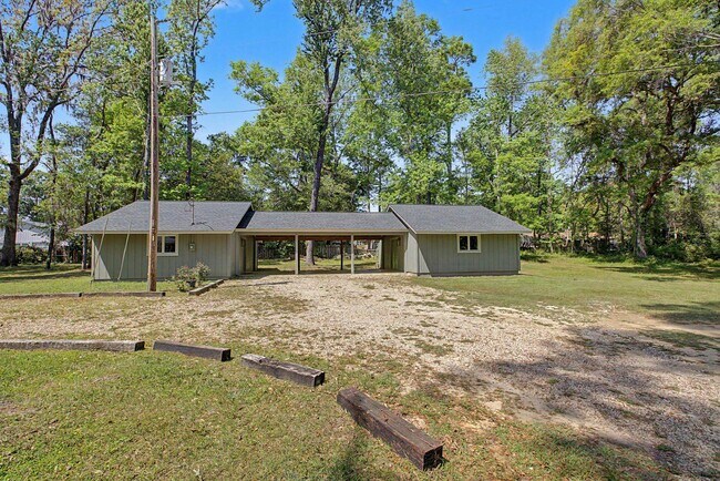 Building Photo - 3308 Gallant Fox Trail