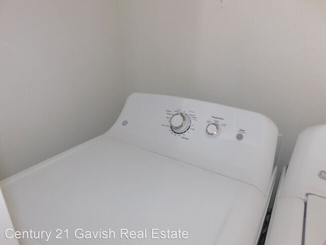 Building Photo - 3 br, 2.5 bath House - 1098 Paradise Resor...