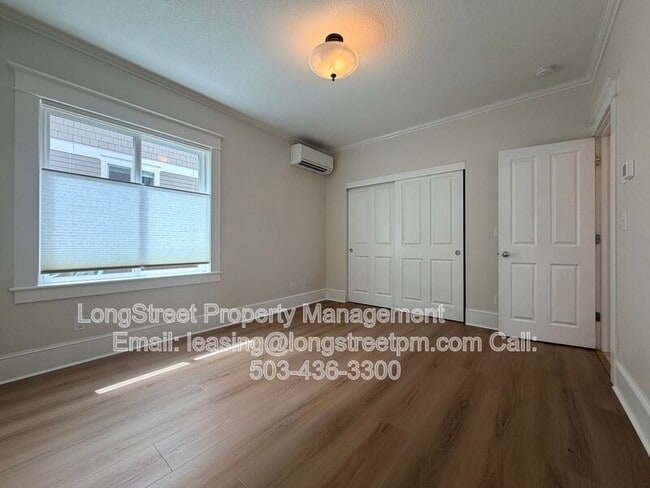 Building Photo - 1749 SE 46th Ave