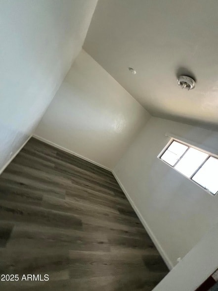 Building Photo - 1137 S Judd St