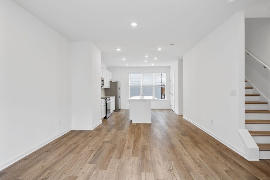 Building Photo - 4178 Tillie Cir