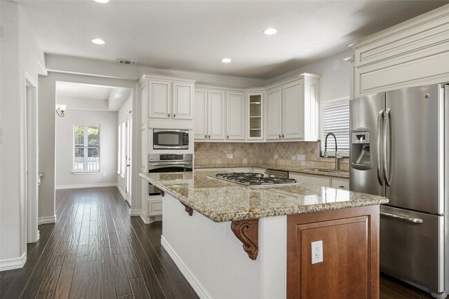 Building Photo - 1213 Wakefield Dr