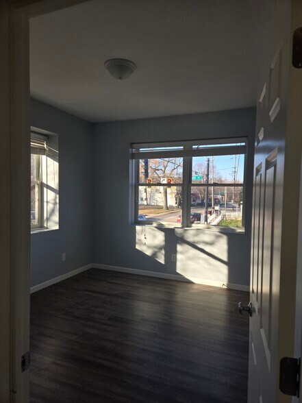 Bedroom South/West Corner - 121 W Washington St